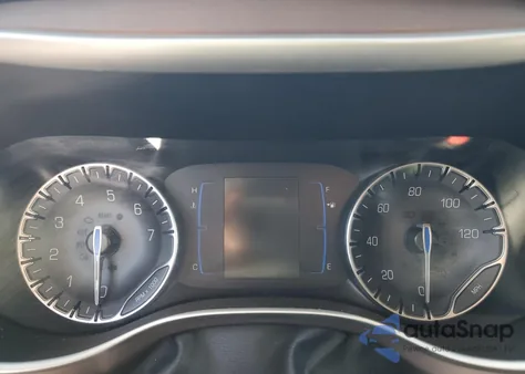 2022 Chrysler Voyager Lx из США, поврежденный, VIN 2C4RC1CG2NR105567